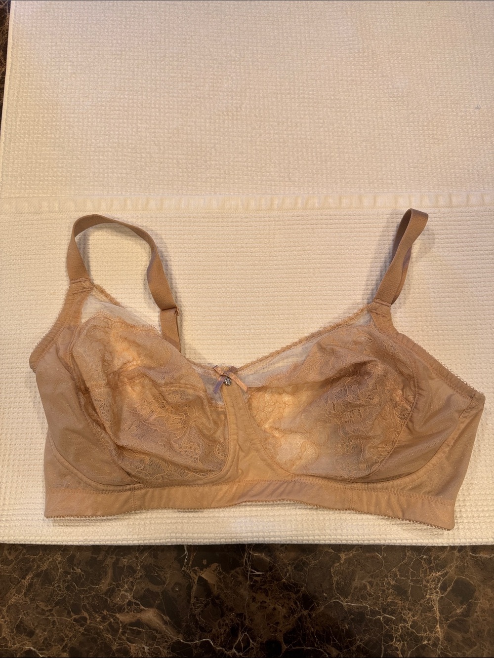 Wacoal Sheer Lace Wireless Bra in Beige